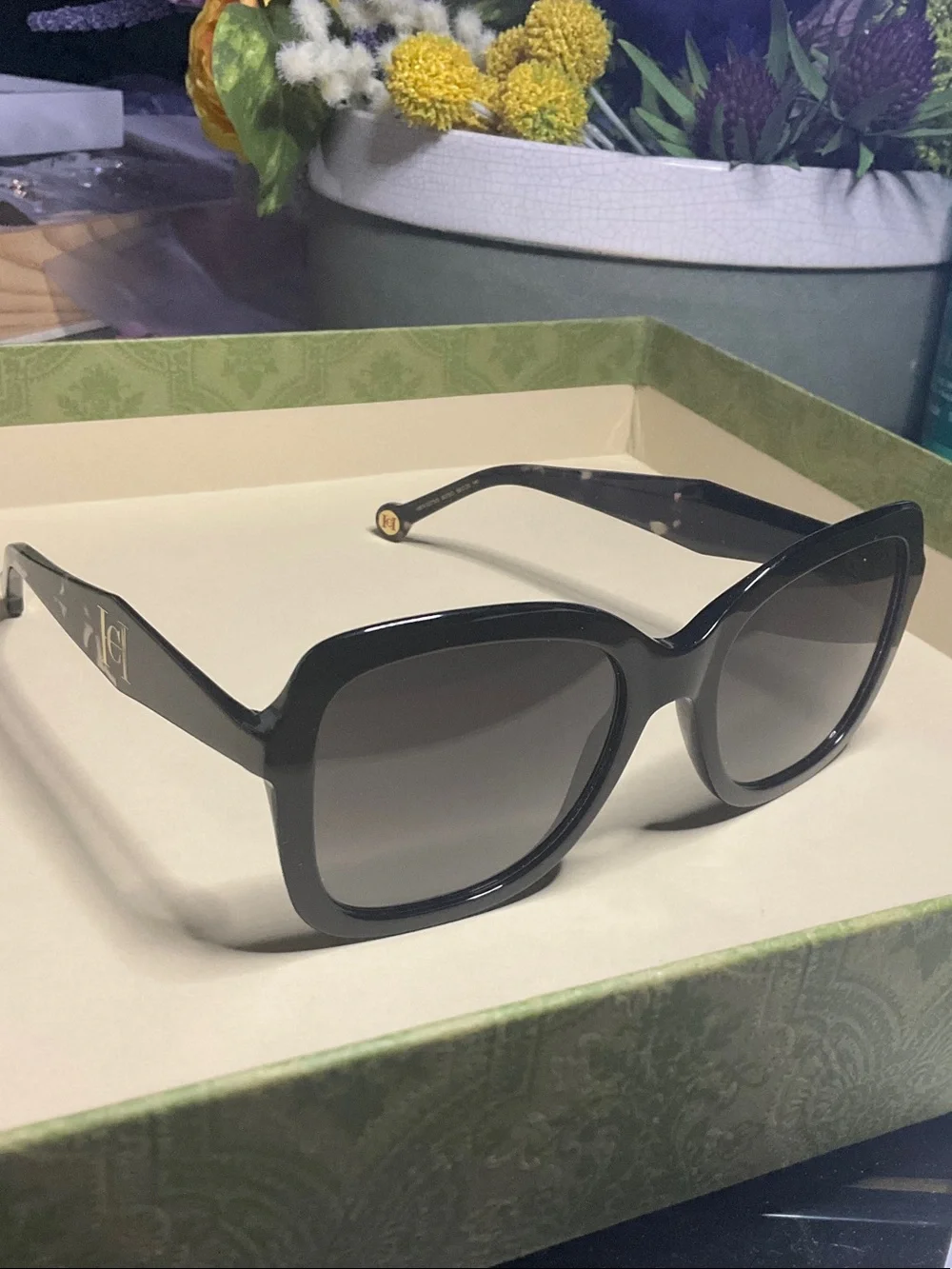 Carolina Herrera bold oversized